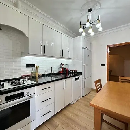 Διαμέρισμα Apartament Extraordinar Situat In Inima Falezei Nord Κονστάντζα